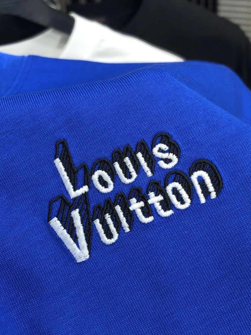 Durable Louis Vuitton T-Shirts 134758