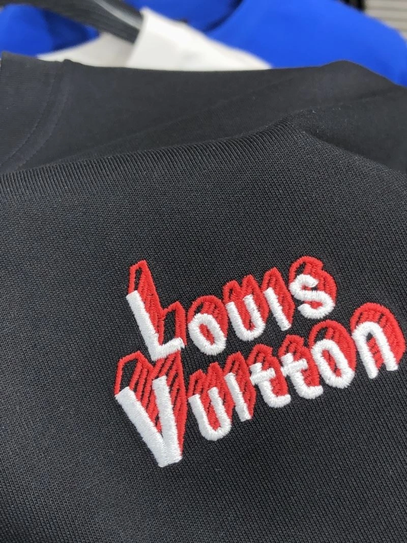Durable Louis Vuitton T-Shirts 134765