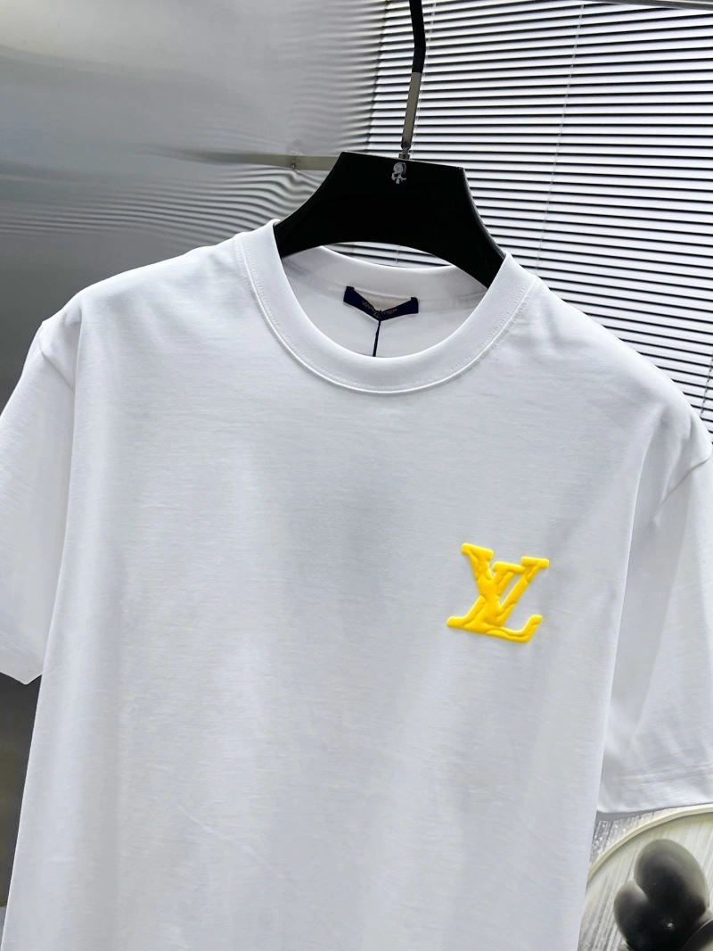 Practical Louis Vuitton T-Shirts 134766