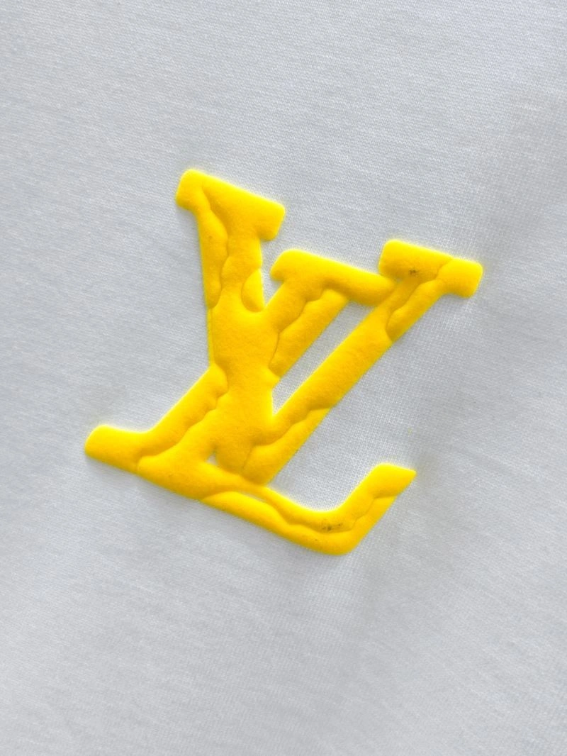 Practical Louis Vuitton T-Shirts 134766