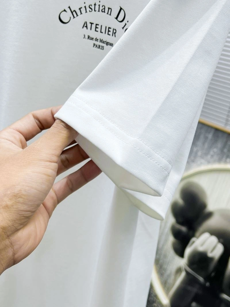Louis Vuitton T-Shirts Sleek 134769