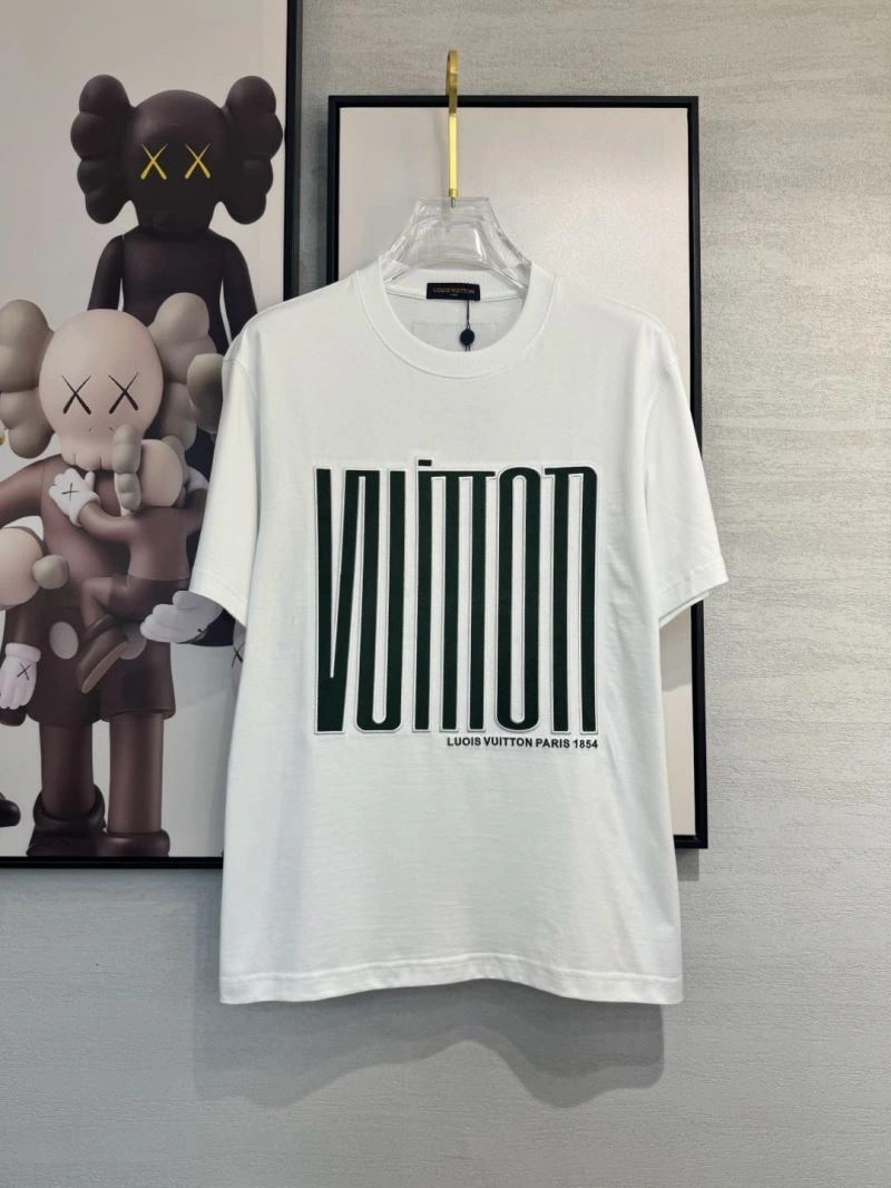 Louis Vuitton T-Shirts Unisex 134780