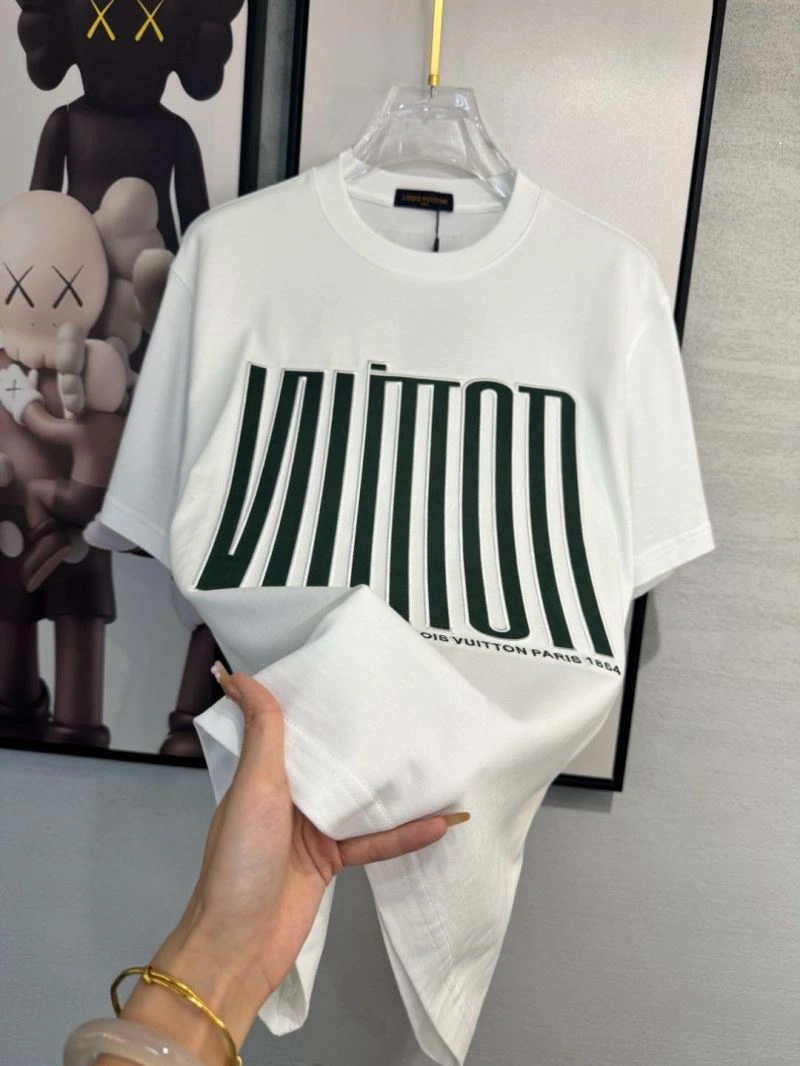 Louis Vuitton T-Shirts Unisex 134780