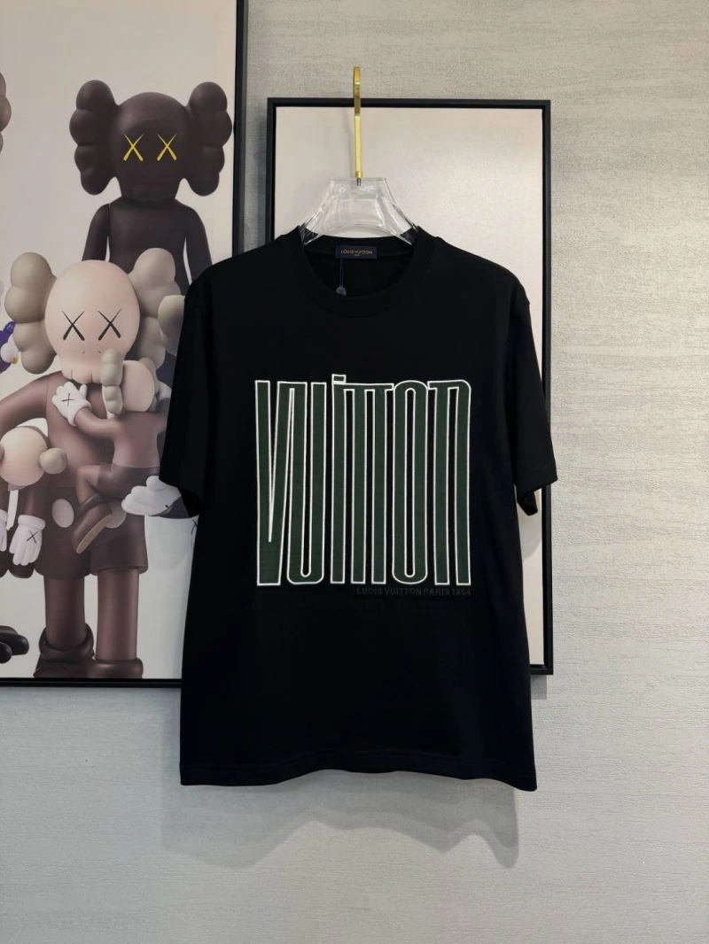 Classic Louis Vuitton T-Shirts 134761