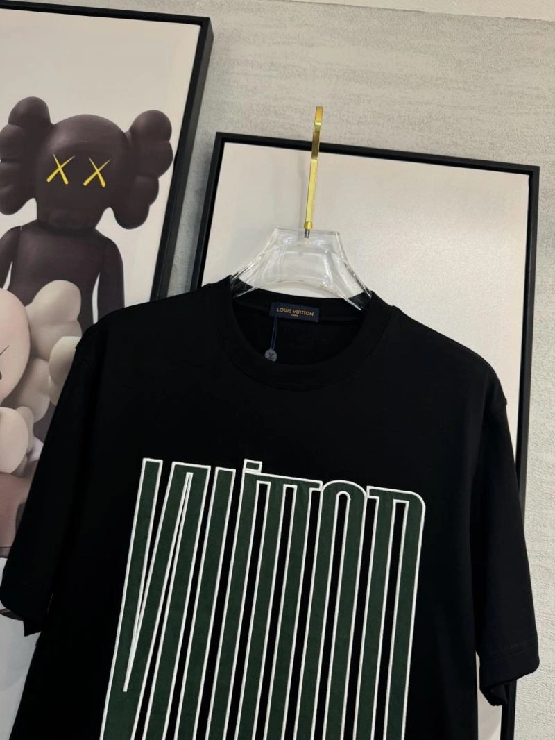 Classic Louis Vuitton T-Shirts 134761