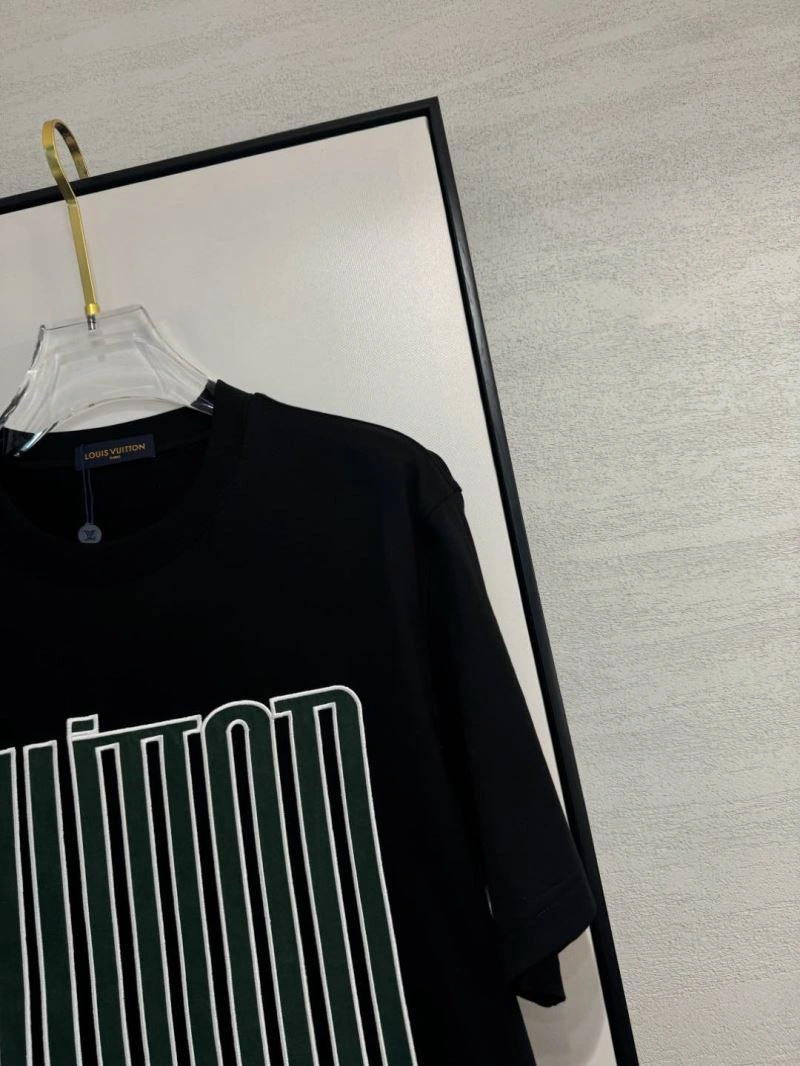 Classic Louis Vuitton T-Shirts 134761