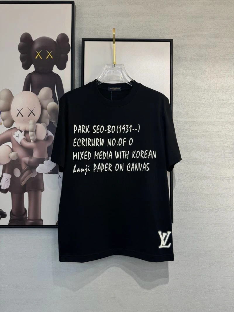 TechFriendly Louis Vuitton T-Shirts 134772