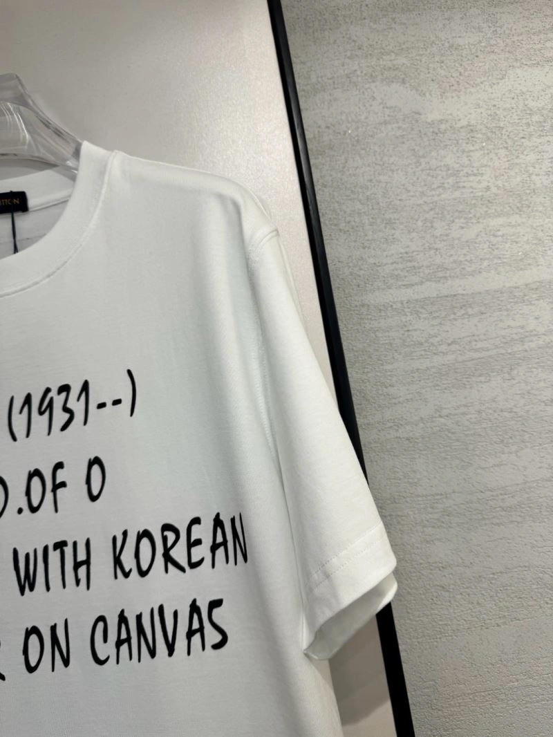 TravelReady Louis Vuitton T-Shirts 134782
