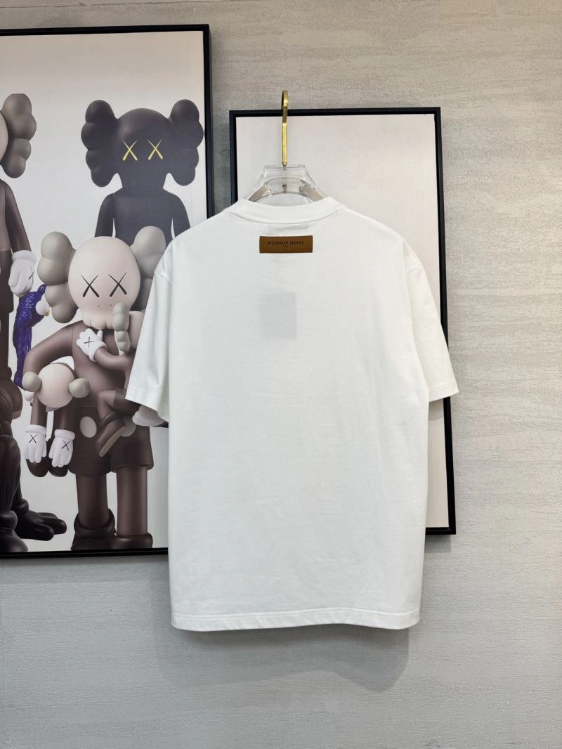 Stylish Louis Vuitton T-Shirts 134778
