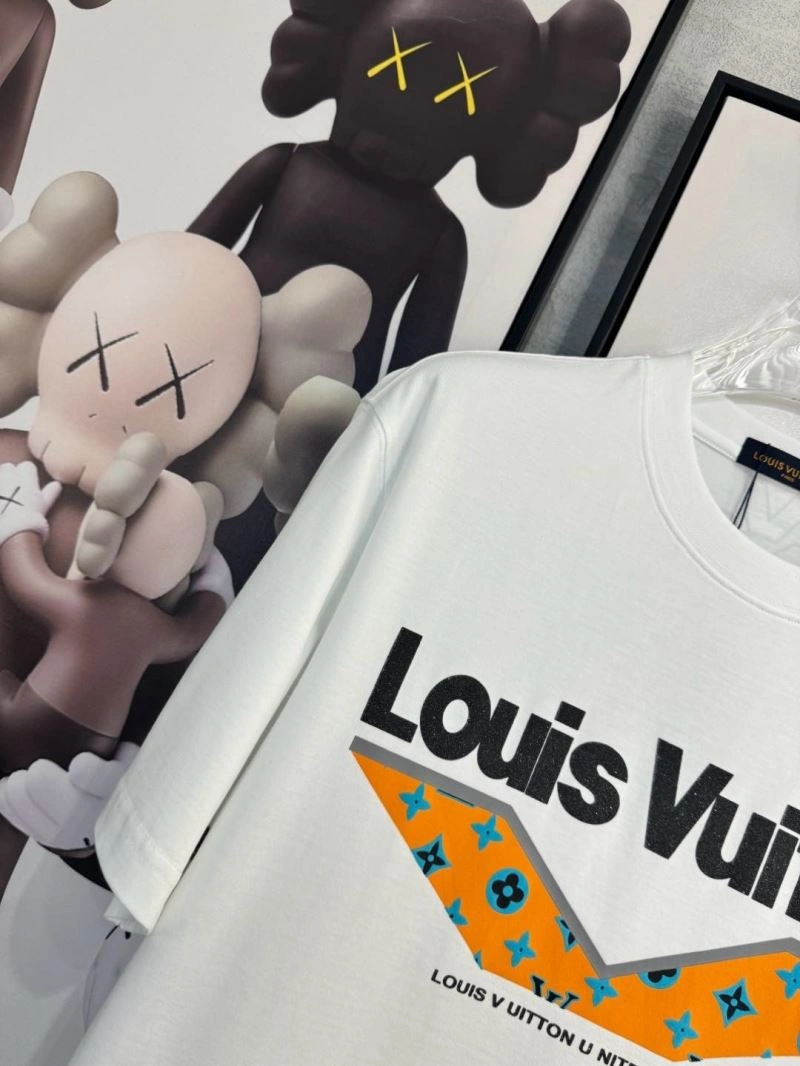 Louis Vuitton T-Shirts Comfortable 134777