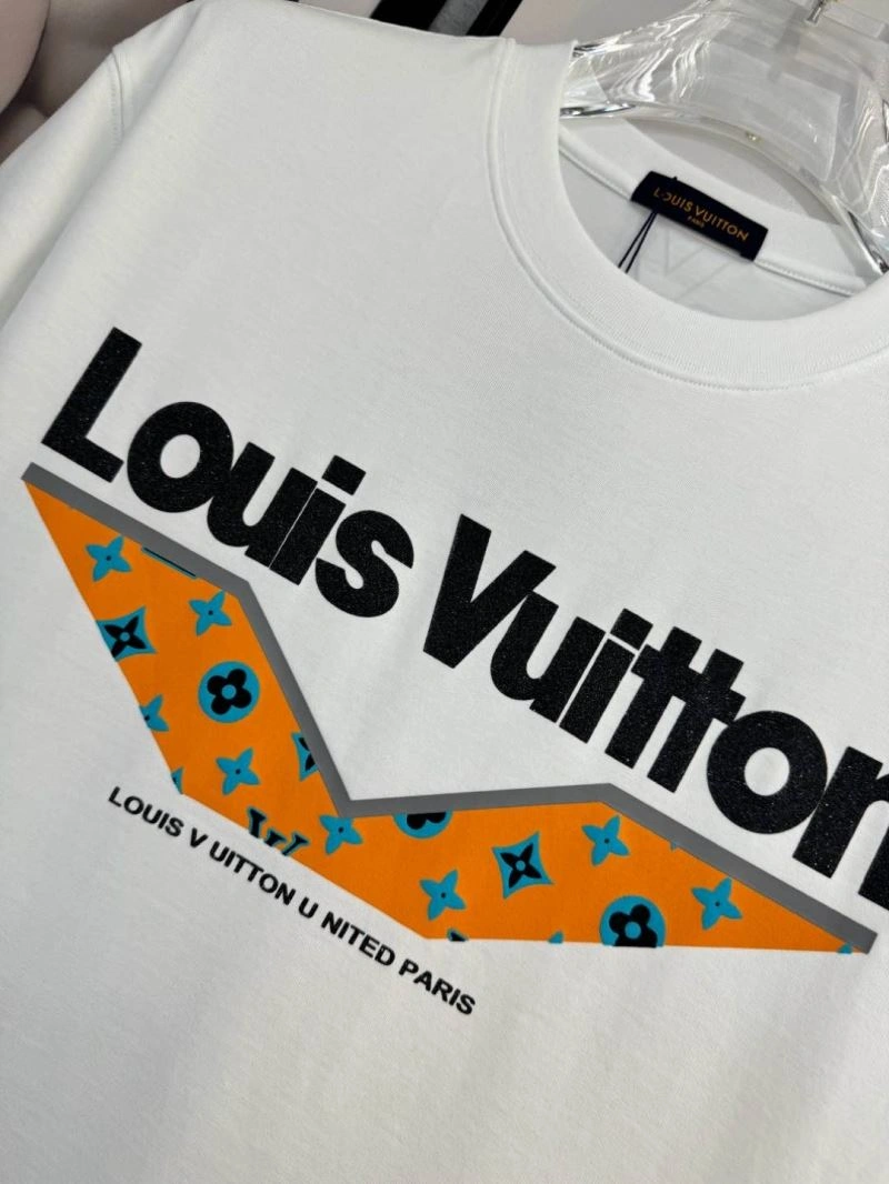Louis Vuitton T-Shirts Comfortable 134777