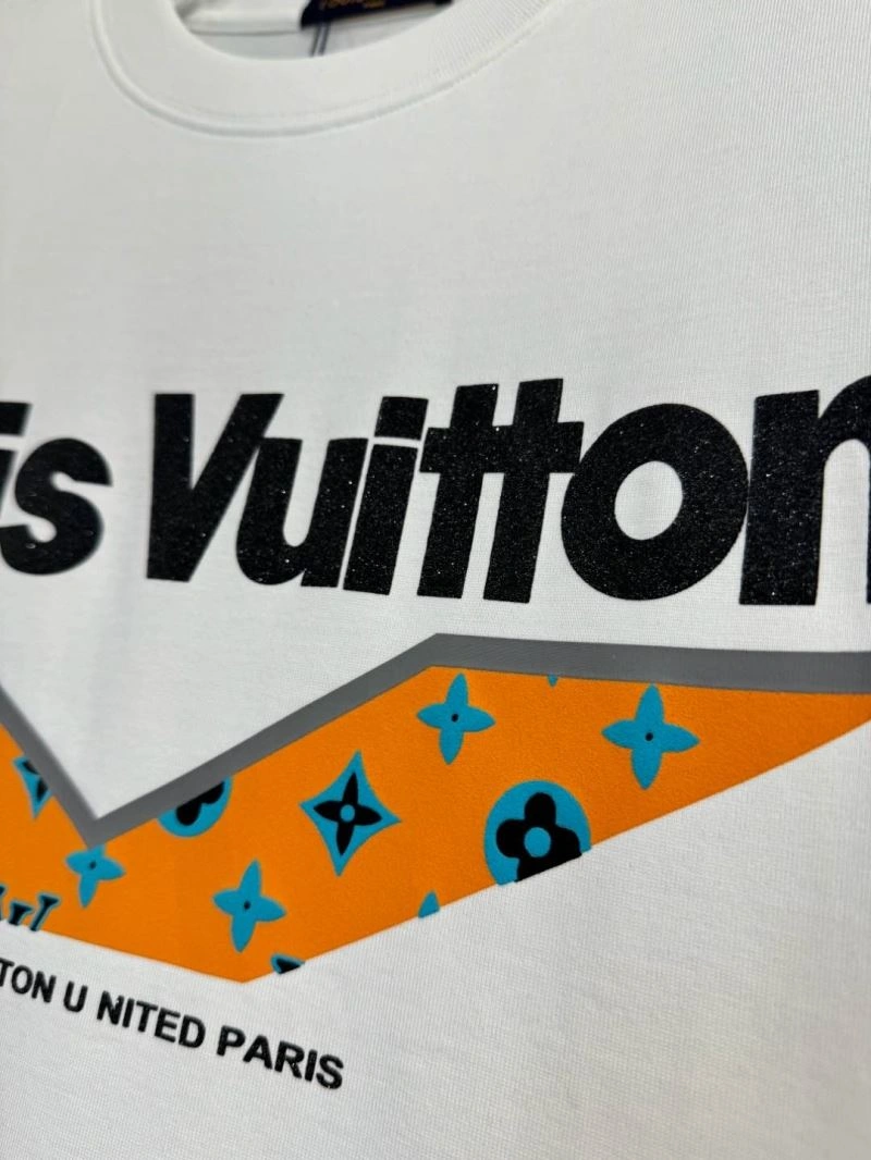 Louis Vuitton T-Shirts Comfortable 134777