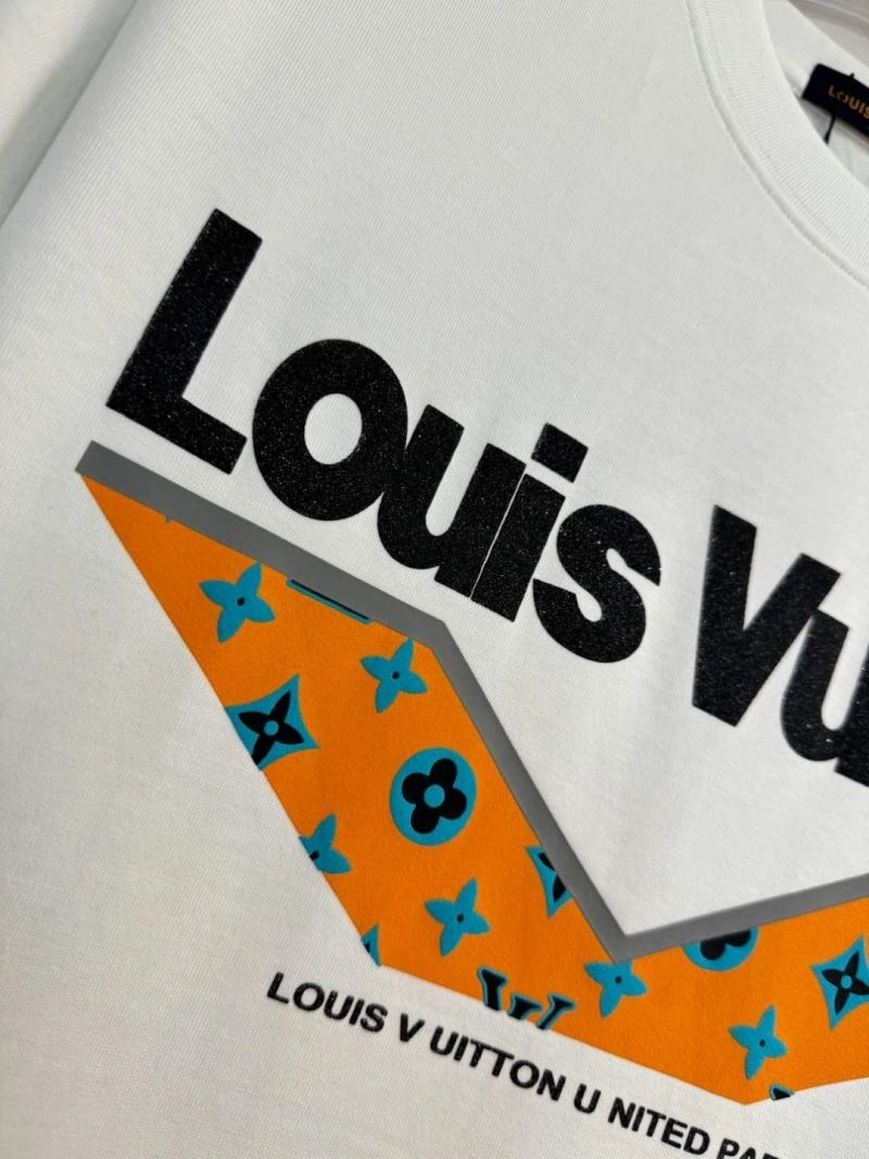 Louis Vuitton T-Shirts Comfortable 134777
