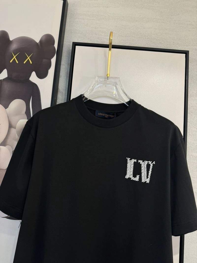 Louis Vuitton T-Shirts WrinkleFree 134776