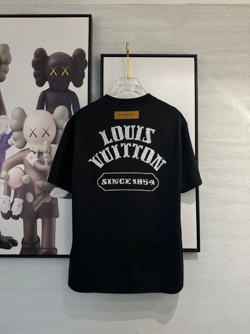 Louis Vuitton T-Shirts WrinkleFree 134776
