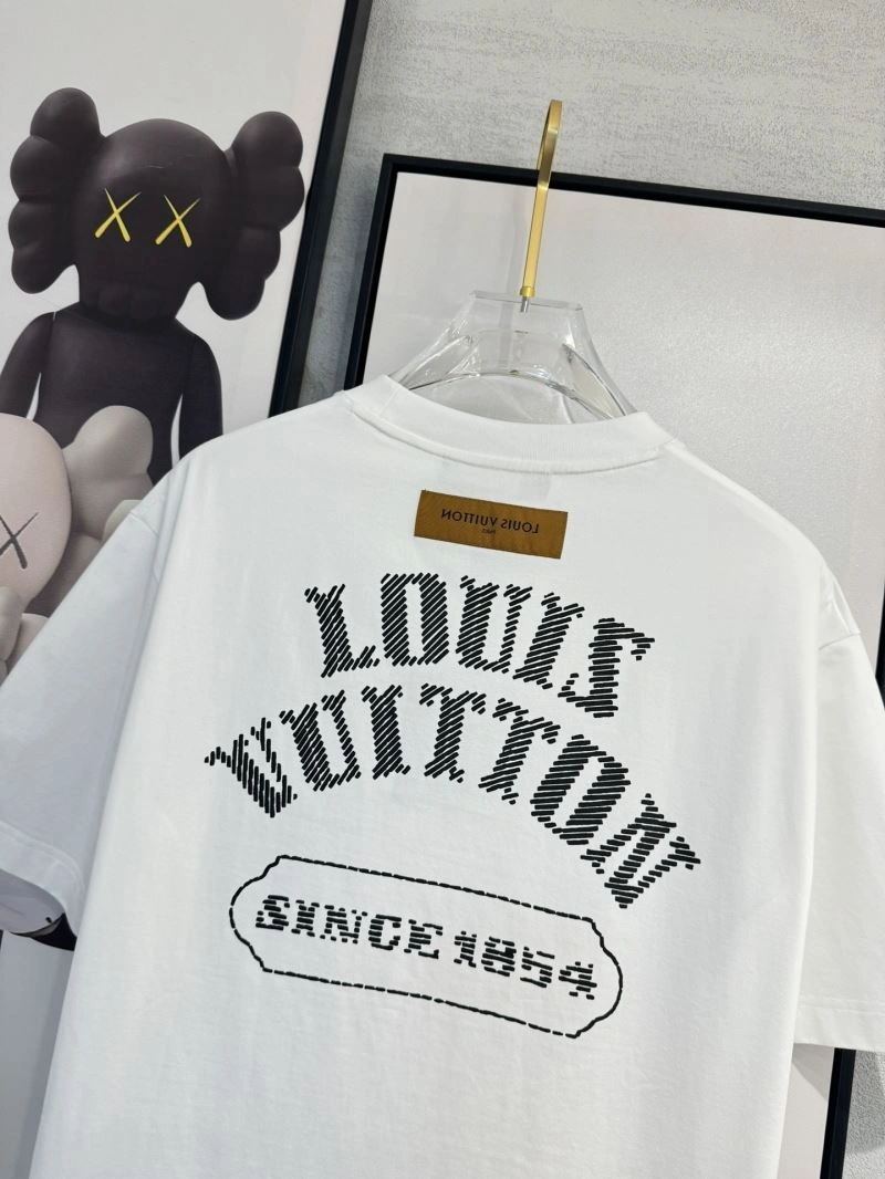 GoodFit Louis Vuitton T-Shirts 134760