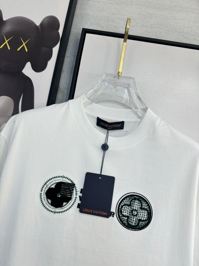 Sophisticated Louis Vuitton T-Shirts 134755