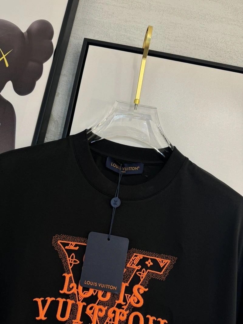 Louis Vuitton T-Shirts Sophisticated 134757