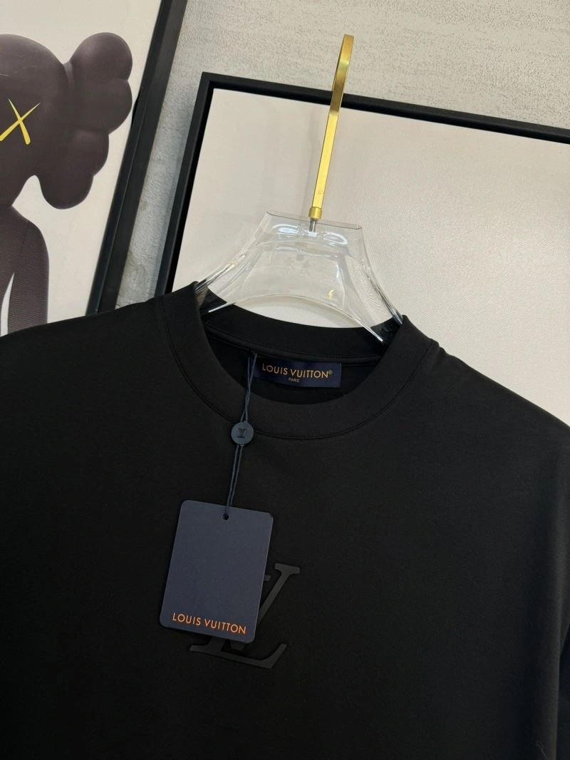 Louis Vuitton T-Shirts Functional 134752