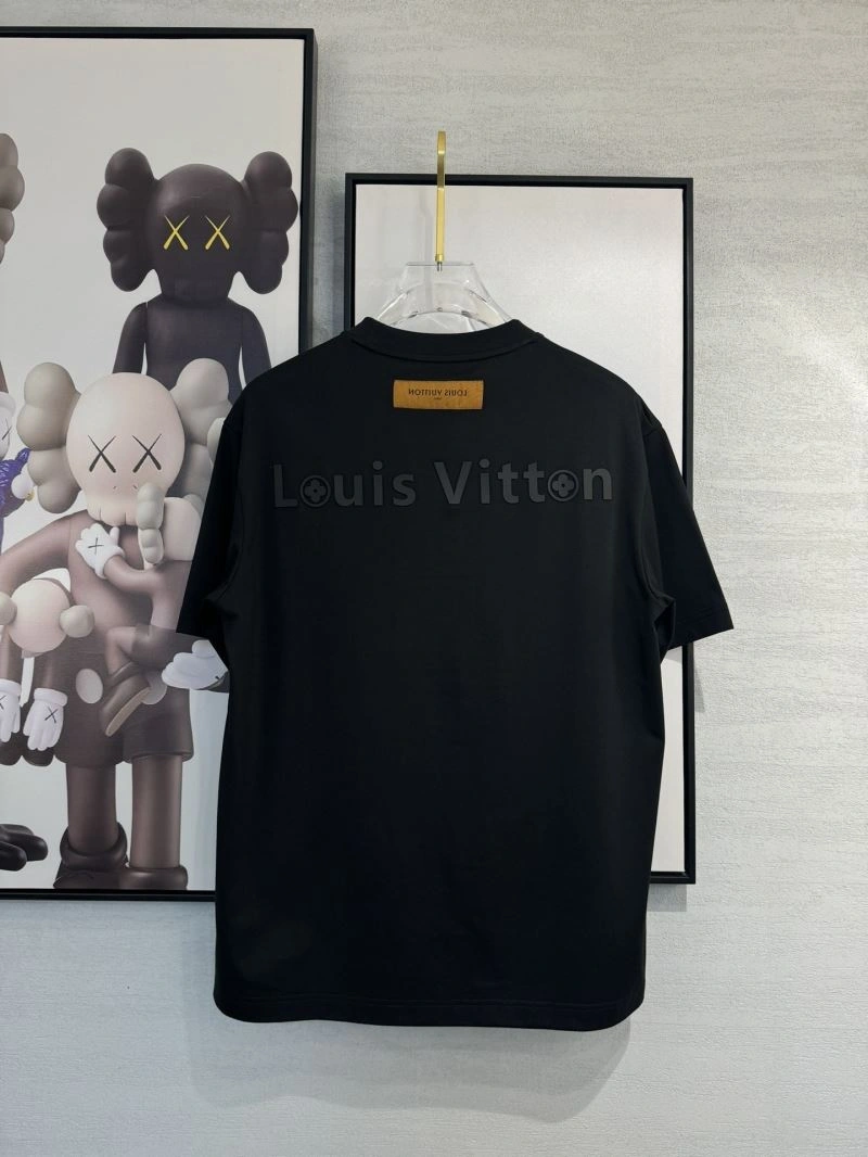 Louis Vuitton T-Shirts Functional 134752