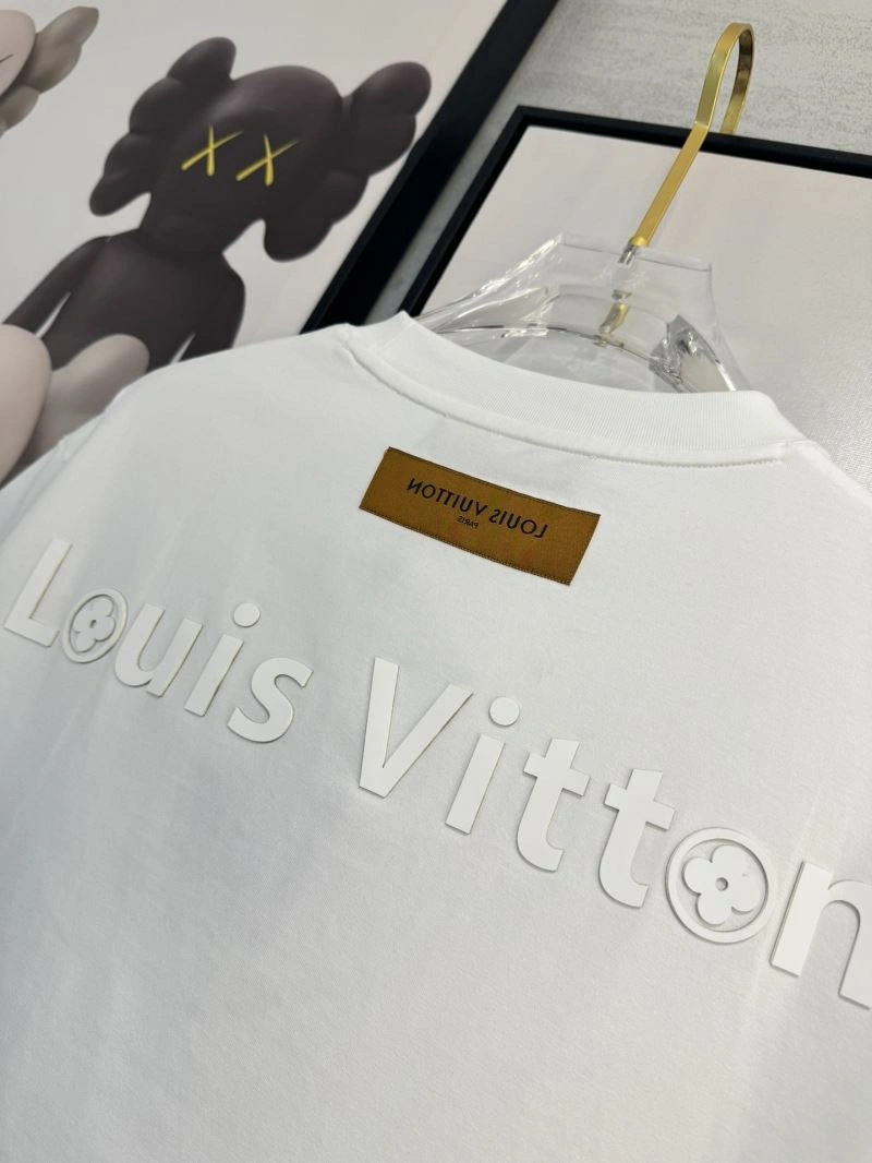 Louis Vuitton T-Shirts Fashionable 134751