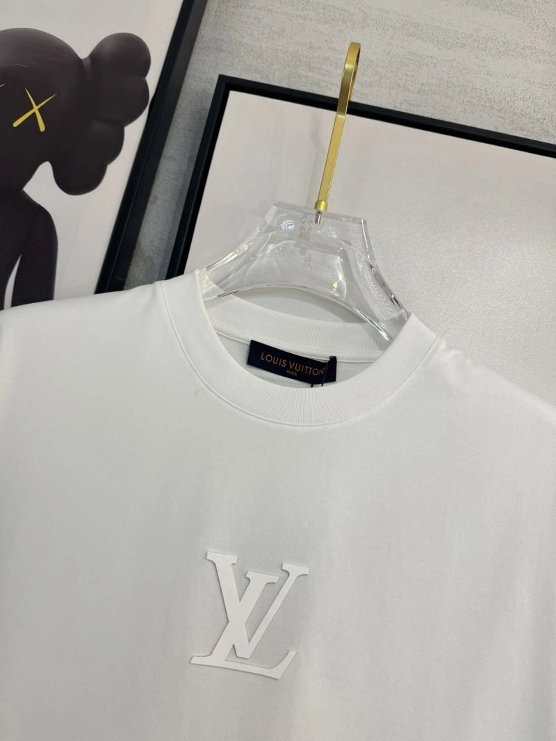 Louis Vuitton T-Shirts Fashionable 134751