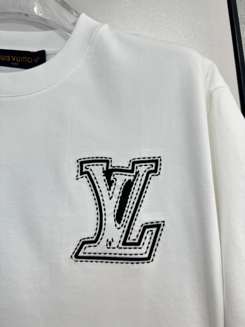 Unisex Louis Vuitton T-Shirts 134754