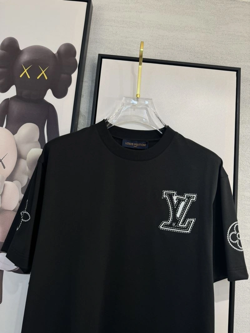 Louis Vuitton T-Shirts EasyMatch 134785