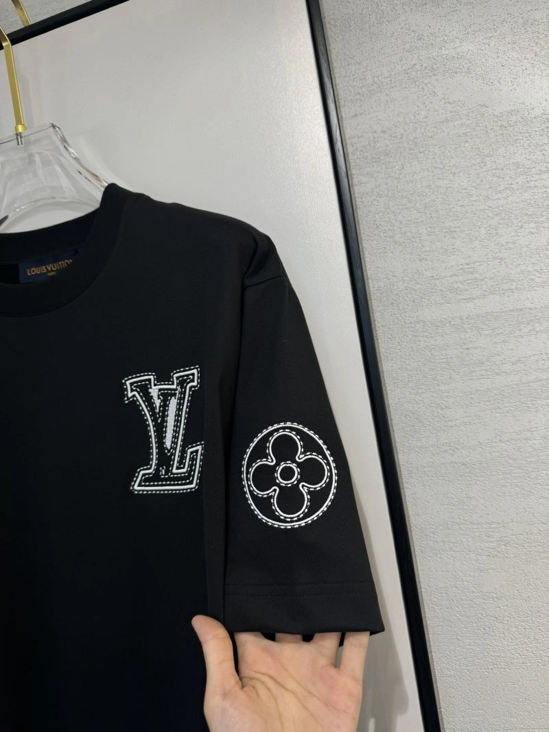 Louis Vuitton T-Shirts EasyMatch 134785