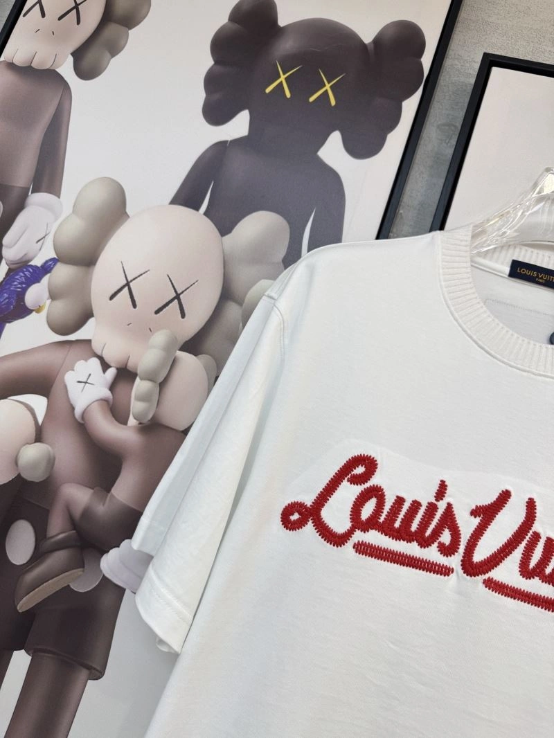 Louis Vuitton T-Shirts Durable 134747