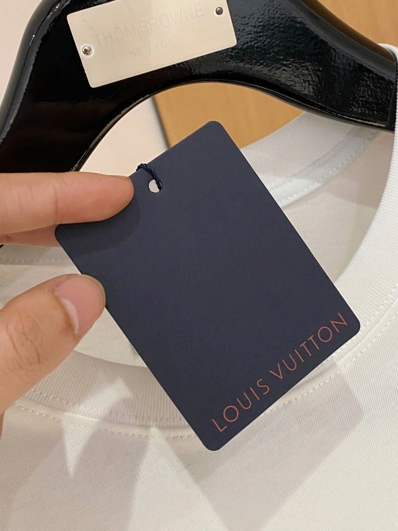 Louis Vuitton T-Shirts Classic 134742