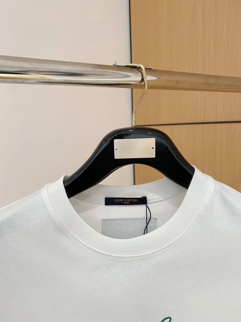 Louis Vuitton T-Shirts Trendsetting 134745