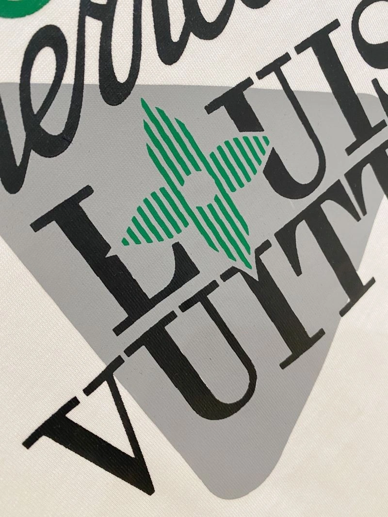 Louis Vuitton T-Shirts Trendsetting 134745