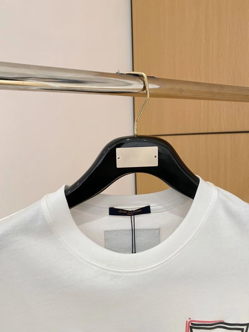 Original Louis Vuitton T-Shirts 134788