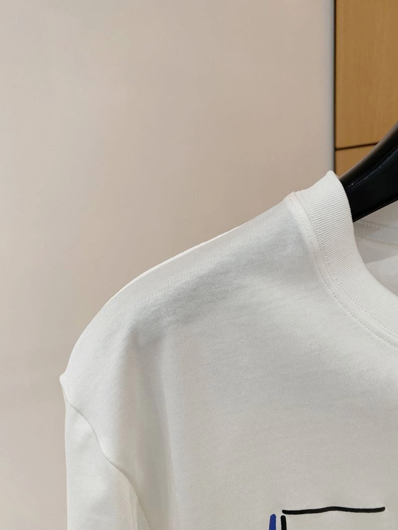 Original Louis Vuitton T-Shirts 134788
