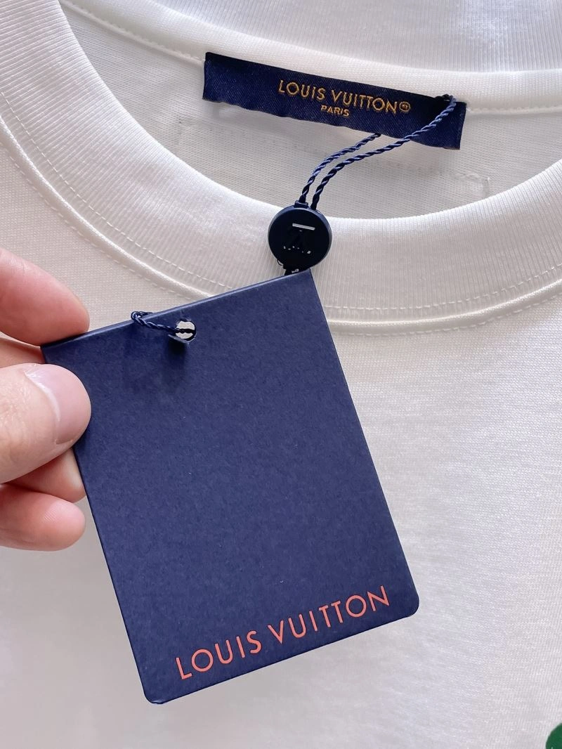 Louis Vuitton T-Shirts Popular 134731