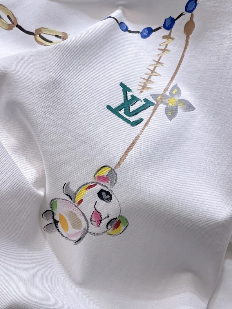 Supportive Louis Vuitton T-Shirts 134725