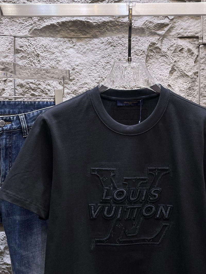 Louis Vuitton T-Shirts Sophisticated 134726