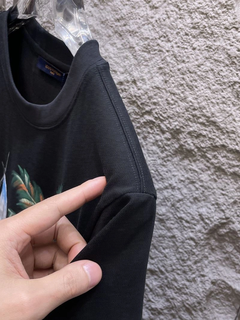 Louis Vuitton T-Shirts Youthful 134739