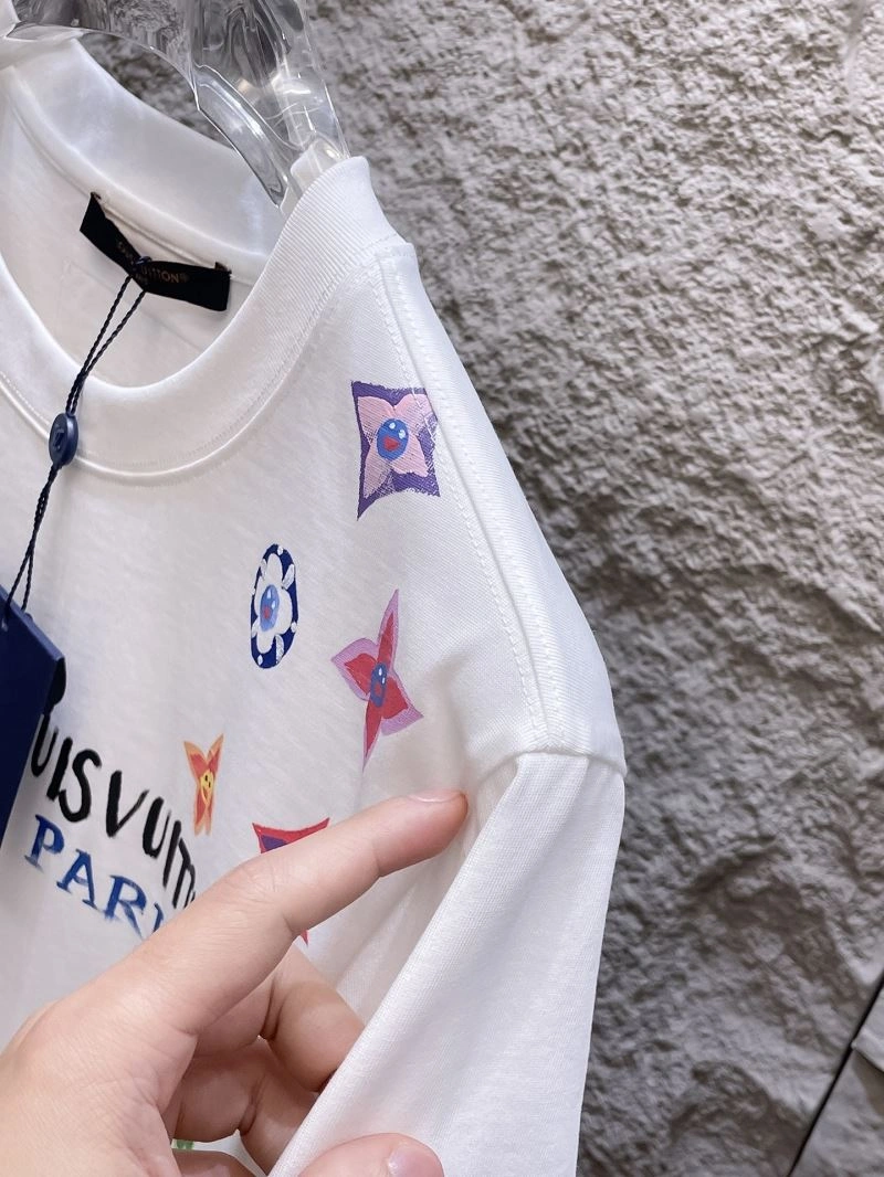 Original Louis Vuitton T-Shirts 134737
