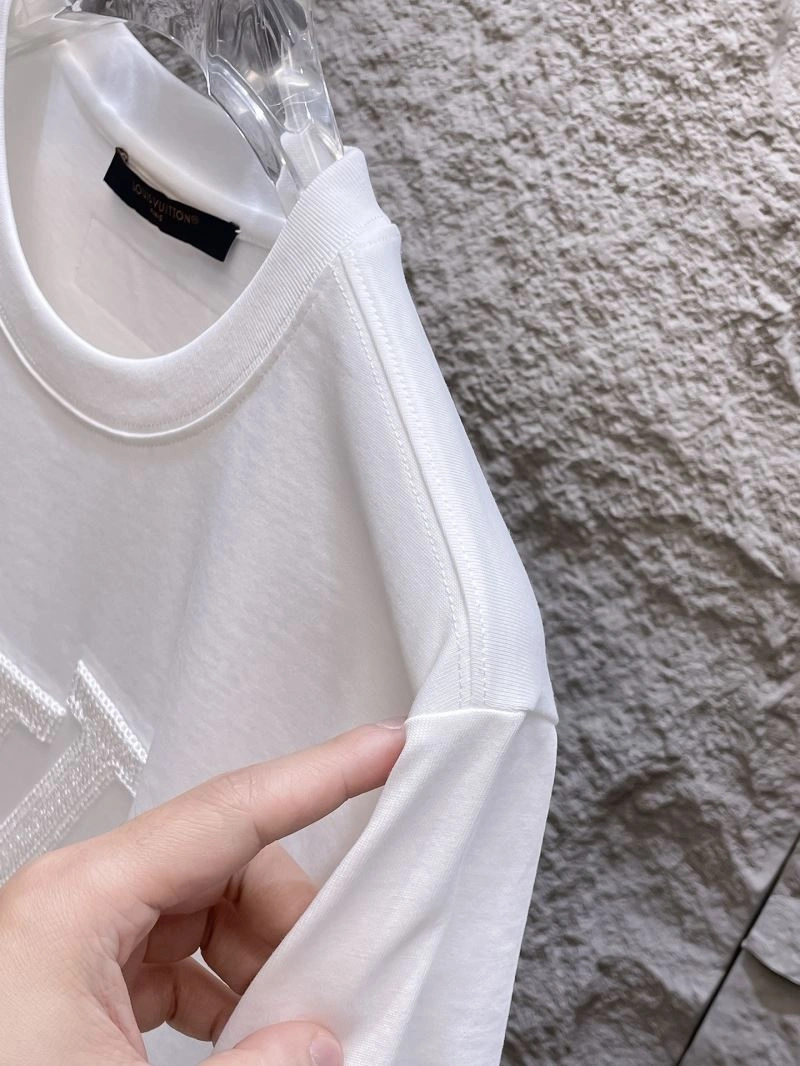 Stylish Louis Vuitton T-Shirts 134718