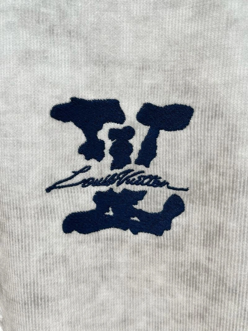 Neat Louis Vuitton T-Shirts 134736