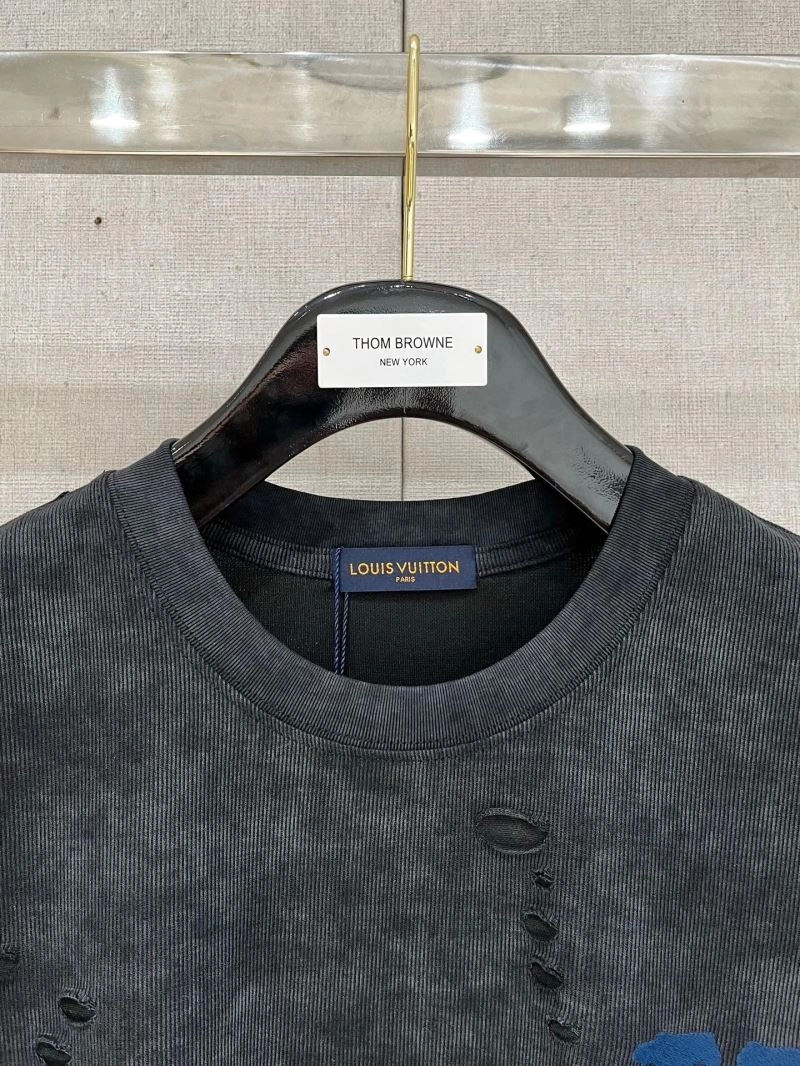 EyeCatching Louis Vuitton T-Shirts 134728