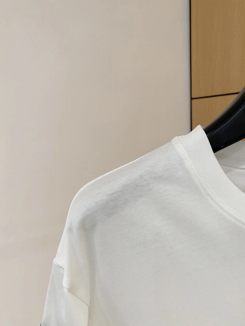 Louis Vuitton T-Shirts Upgraded 134733