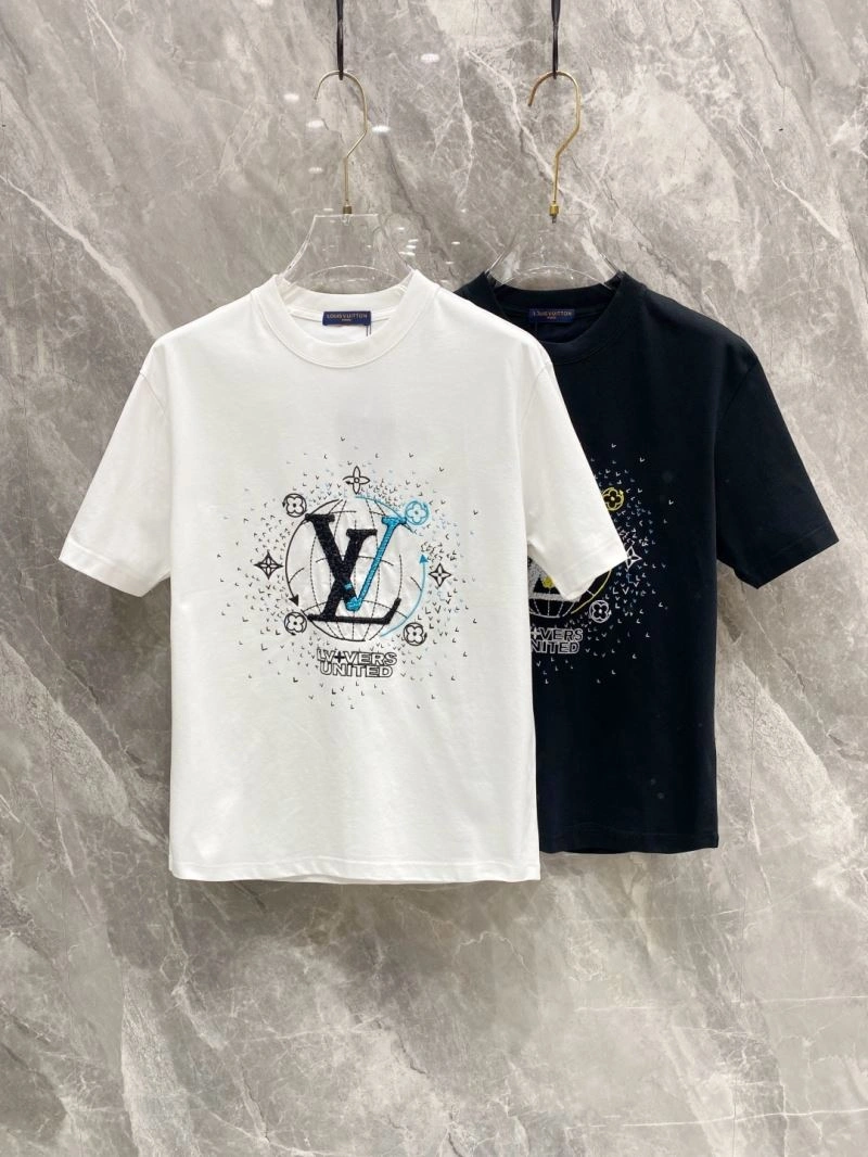 Attractive Louis Vuitton T-Shirts 134719