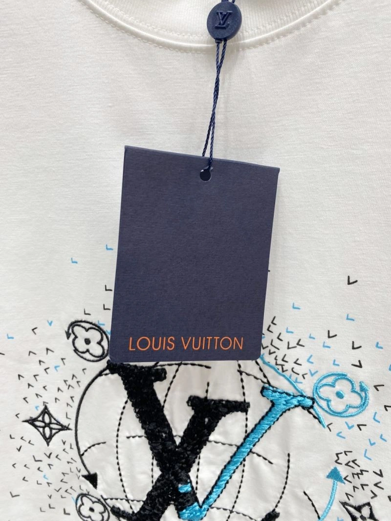 FashionForward Louis Vuitton T-Shirts 134741