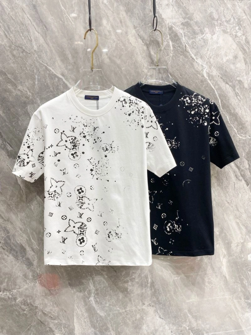 Compact Louis Vuitton T-Shirts 134744