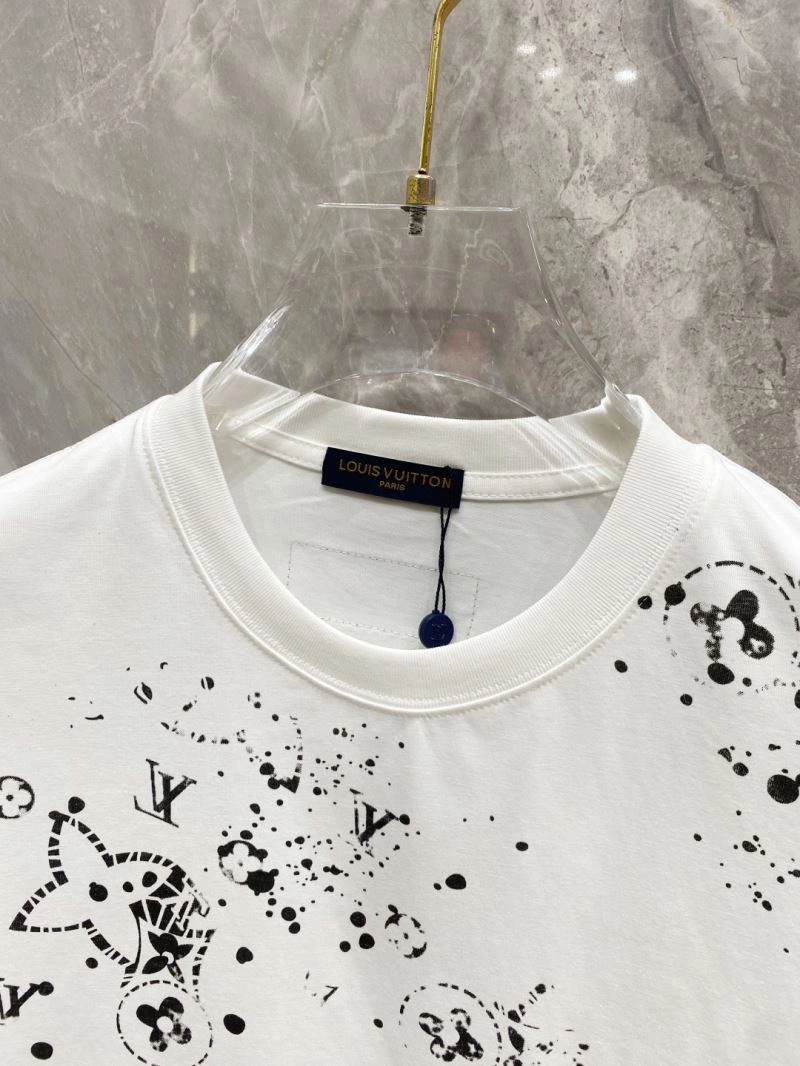 Compact Louis Vuitton T-Shirts 134744