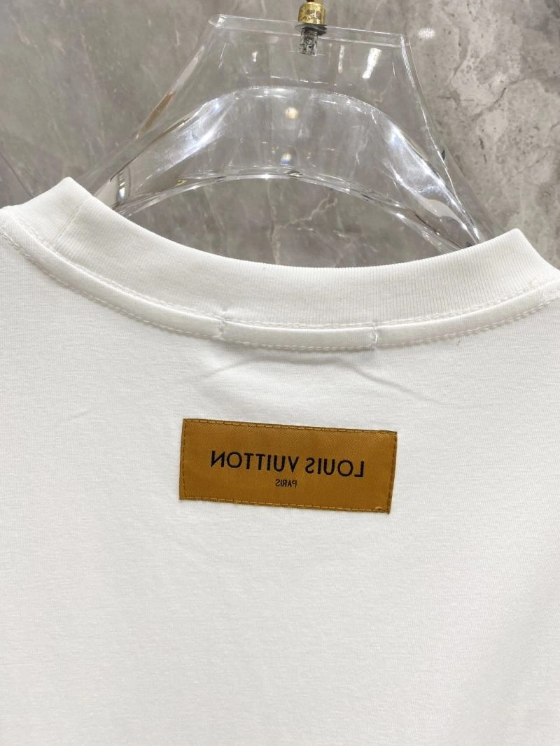 Compact Louis Vuitton T-Shirts 134744