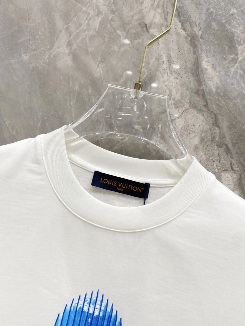 Louis Vuitton T-Shirts Lightweight 134714